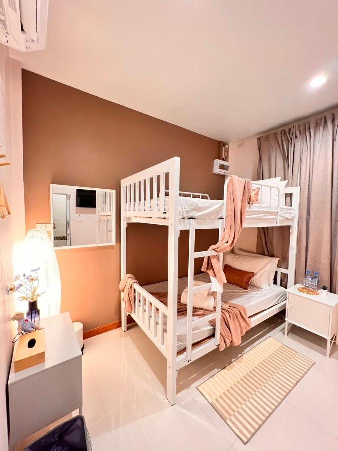 Por Poshtel Kanchanaburi Exterior foto